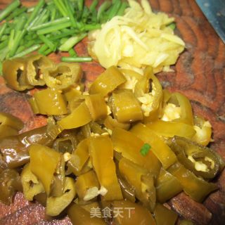 面筋炒素鸡的做法步骤：2