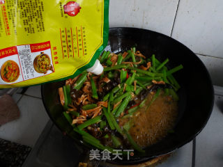 蛇瓜炒鱿鱼的做法步骤：13