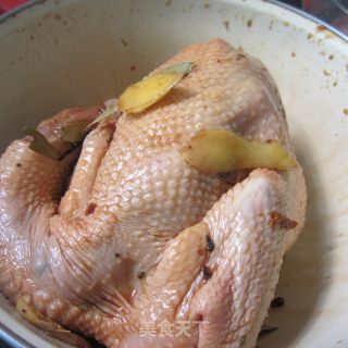 电饭锅焖鸡的做法步骤：3