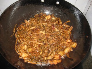 五花肉烧干豆角的做法步骤：4