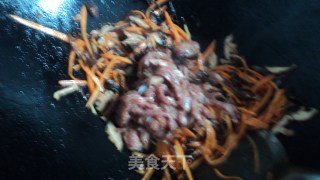 鱼香肉丝的做法步骤：8