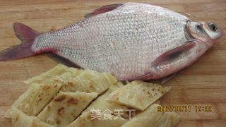 武昌鱼泡饼的做法步骤：1