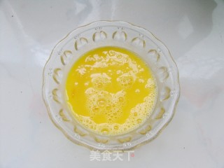 让经典菜品更有滋味——麻辣版西红柿炒鸡蛋的做法步骤：1
