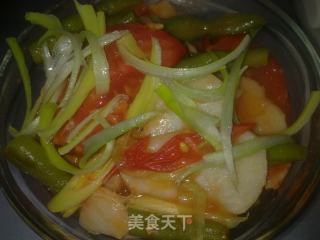 当豆角芋头遇上蕃茄的做法步骤：4