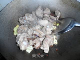 令人惬意的红烧排骨的做法步骤：5