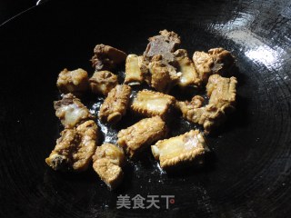 家常版-----糖醋排骨的做法步骤：3