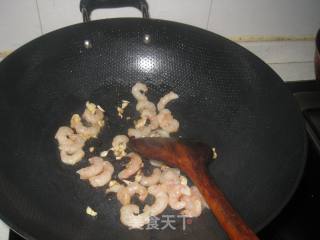 豆豉虾仁炒苦瓜的做法步骤：4