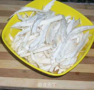 私家版——醋肉炒杏鲍茹的做法步骤：3