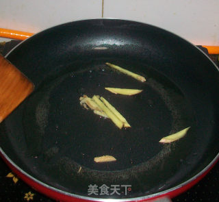 私家版——醋肉炒杏鲍茹的做法步骤：5