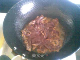 大蒜炒猪肝的做法步骤：6