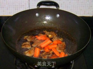 【蘑菇烧排骨】的做法步骤：11