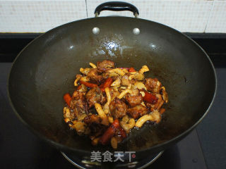 【蘑菇烧排骨】的做法步骤：14