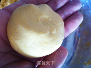 芝麻南瓜团子的做法步骤：5