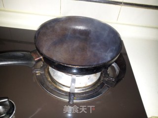煎焖野生黄花鱼的做法步骤：4
