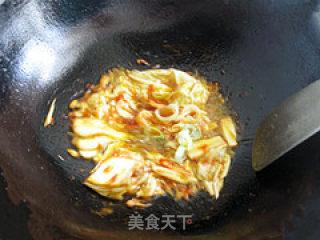 辣白菜炒五花肉的做法步骤：9