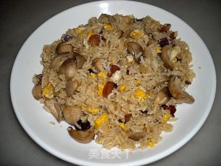 腊味草菇茄子炒饭的做法步骤：12