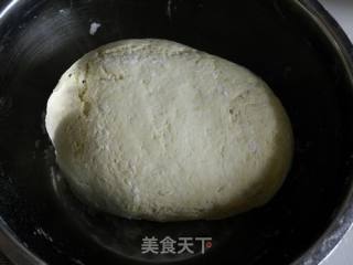 南瓜香肠面卷的做法步骤：4