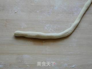 南瓜香肠面卷的做法步骤：9