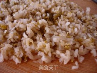 酸菜馅儿菜团子的做法步骤：5