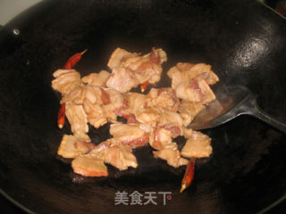 蒜薹炒肉的做法步骤：4