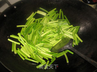 蒜薹炒肉的做法步骤：6