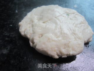 葱香豆粉烧饼的做法步骤：4
