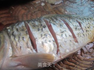 懒人香酥鱼的做法步骤：1
