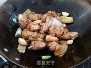 土豆烧鸡腿的做法步骤：6