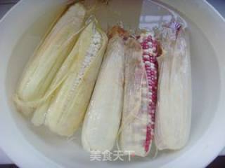 水煮玉米的做法步骤：2