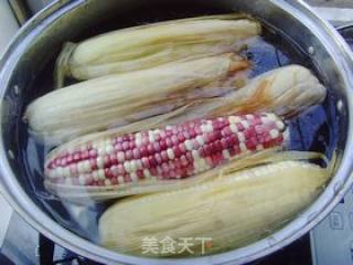 水煮玉米的做法步骤：4