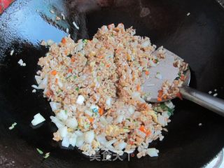 花样炒饭的做法步骤：4