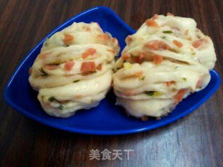 香葱火腿花卷的做法步骤：15
