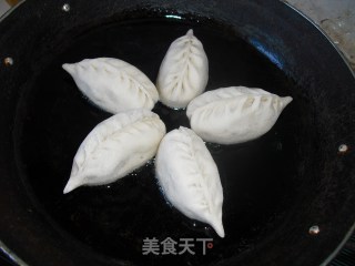 冰花水煎包的做法步骤：5