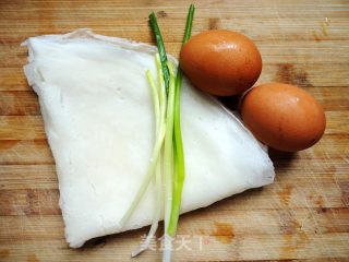 粉丝馍煎蛋的做法步骤：1