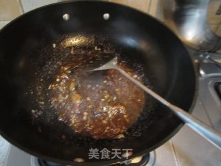 老干妈烧鲫鱼的做法步骤：7