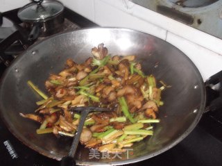 简易回锅肉的做法步骤：5