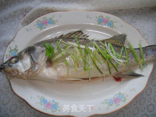 清蒸海上鲜的做法步骤：5