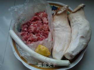 清蒸蚝油鲍菇夹的做法步骤：1