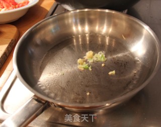 西红柿鸡蛋炖饭的做法步骤：1