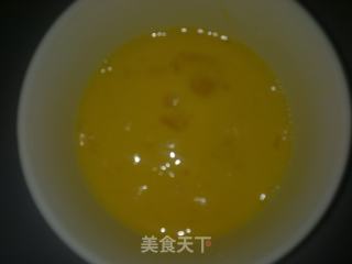 蕃茄鸡蛋面之海味版的做法步骤：2
