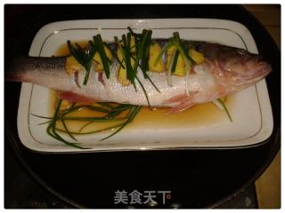 清蒸鲈鱼的做法步骤：5