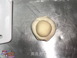 蛋黄酥的做法步骤：9