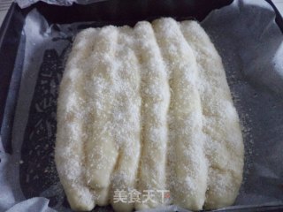 怀旧椰条排包的做法步骤：3