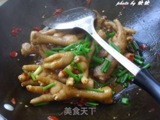 剁椒凤爪的做法步骤：8