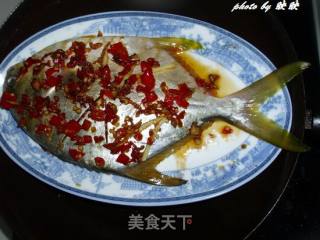剁椒金昌鱼的做法步骤：7