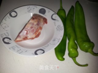 椒辣炒肉丝的做法步骤：1