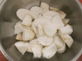 山药炖鸡块的做法步骤：1