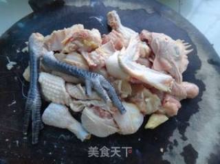 土鸡就要吃原味——清汤鸡的做法步骤：1