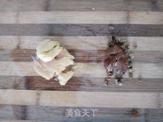 土鸡就要吃原味——清汤鸡的做法步骤：2