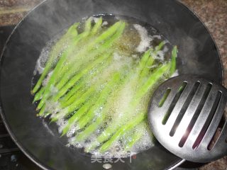 家常四季豆的做法步骤：2